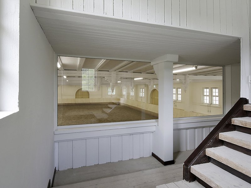 Projekt: Haupt- und Landgestüt Marbach-Alte Reithalle
Architekt: ew Architekten / Architekt Eberhard Wurst
Ort: D-Gomadingen-Marbach
Datum: 2020/06