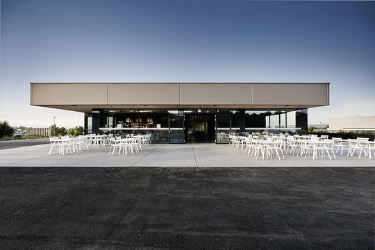 Bäckerei Baier - Backhaus, Laden und Café