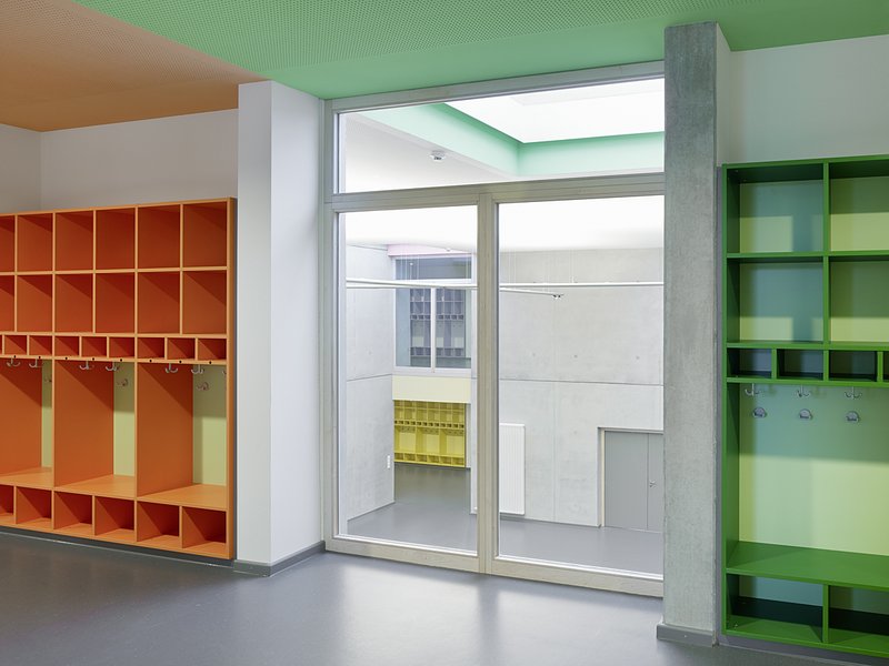 neubau kinderhaus merlin

architektur
klinkott architekten
yorckstraße 43
76185 karlsruhe
www.klinkott-architekten.de