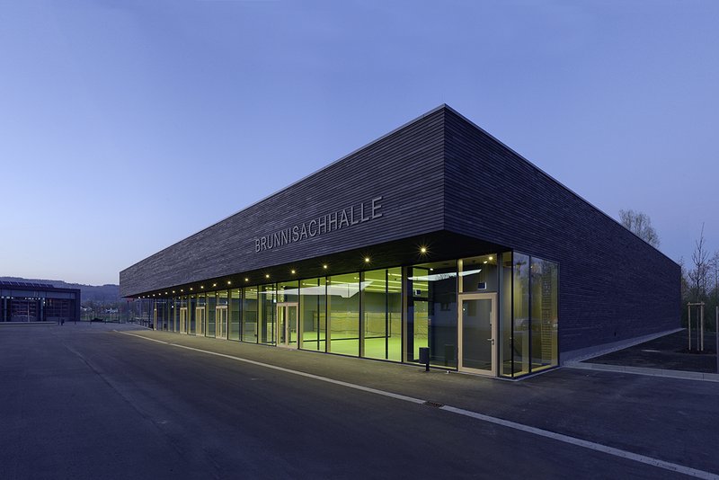 KÃ¼nstler-Garderoben, Donauhallen
Sporthalle FN-Kluftern
Ansicht von SÃ¼den
Planung Jauss&Gaupp Architekten
April 2016