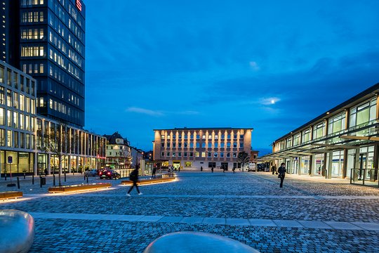 Bahnhofsplatz mit Tiefgarage