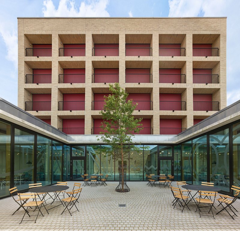 [©(c)Roland Halbe; Veroeffentlichung nur gegen Honorar, Urhebervermerk und Beleg / Copyrightpermission required for reproduction, Photocredit: Roland Halbe]