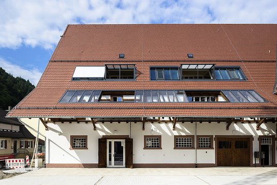 Sanierung und Umbau des historischen Gutshofs/Nordflügel der Firma Gütermann