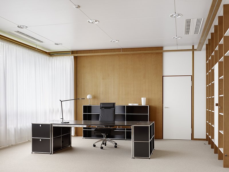 generalsanierung bundesverfassungsgericht karlsruhe

planung:
assem architekten:
hübschstrasse 19
76135 karlsruhe
tel 0721_82824_0
www.assemarchitekten.de

bauherr: 
staatliches hochbauamt baden-baden
bundesbau baden-württemberg
gartenstraße 78
76135 k