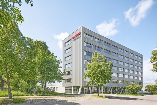 Büro- und Produktionsgebäude