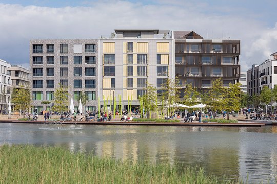 Apollo 19, Wohn- und Geschäftshaus im Quartier Neckarbogen