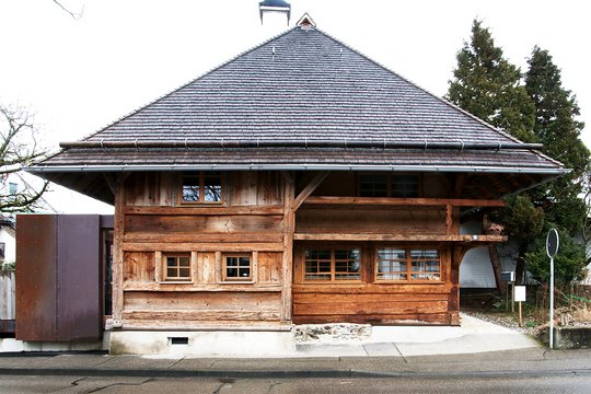 Sanierung eines denkmalgeschützten Wohnhauses und Erweiterung Wintergarten