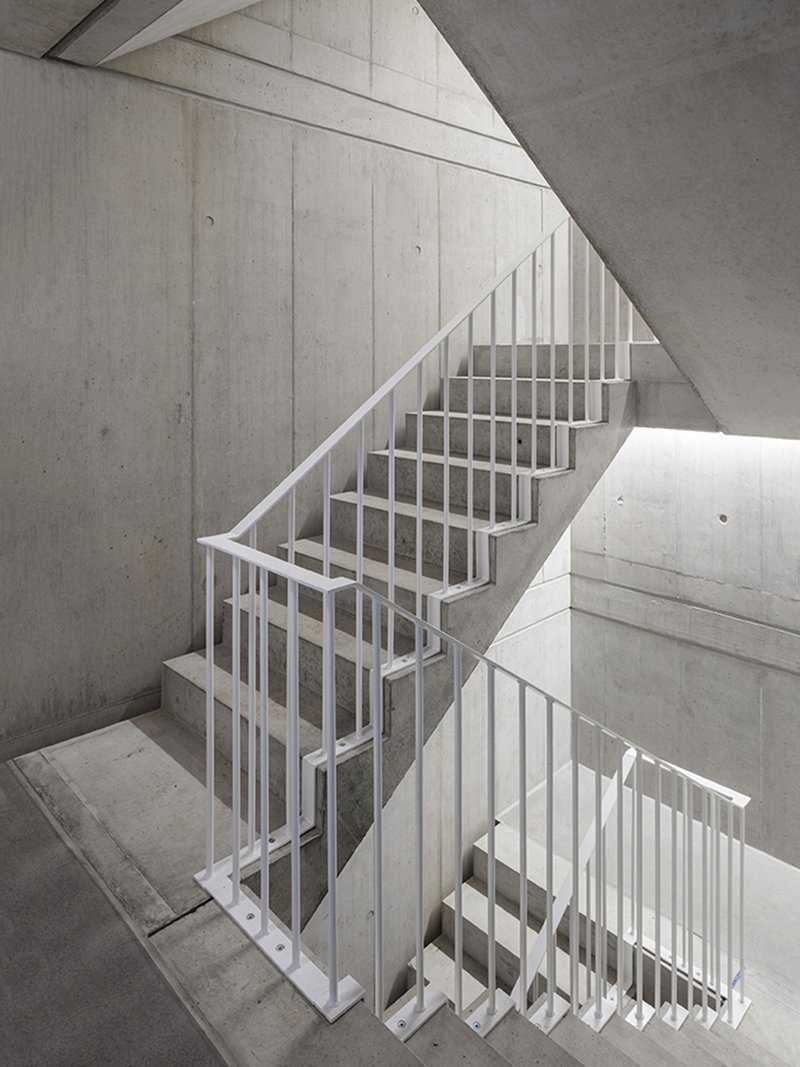 Baustelle Neubau Maisonettewohnung undTreppenhaus, fertig