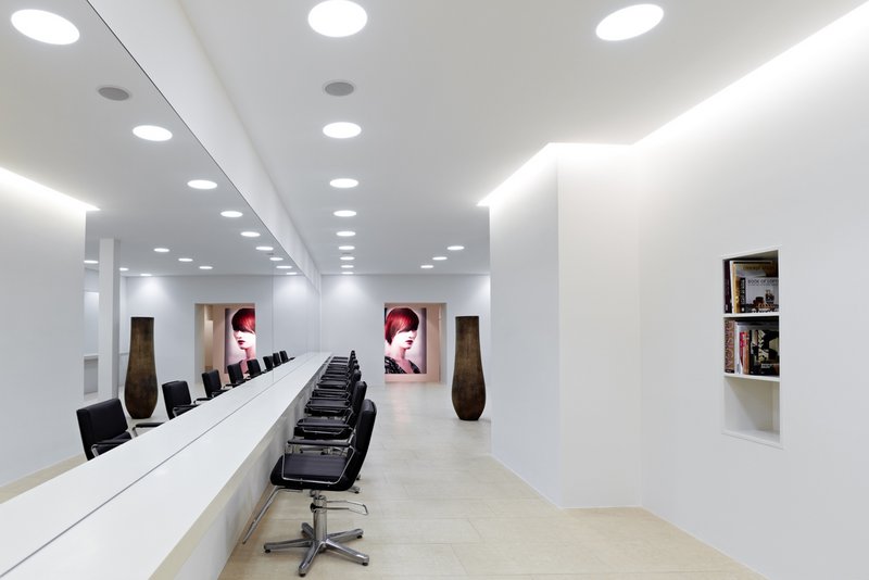 DEU, Heilbronn, Friseursalon, Architekten: Mattes Sekiguchi Partner Architekten, Fertigstellung: 2010, DIGITAL 100 MB 8 Bit. - ©Zooey Braun; Veroeffentlichung nur gegen Honorar, Urhebervermerk und Beleg / permission required for reproduction, mention of 