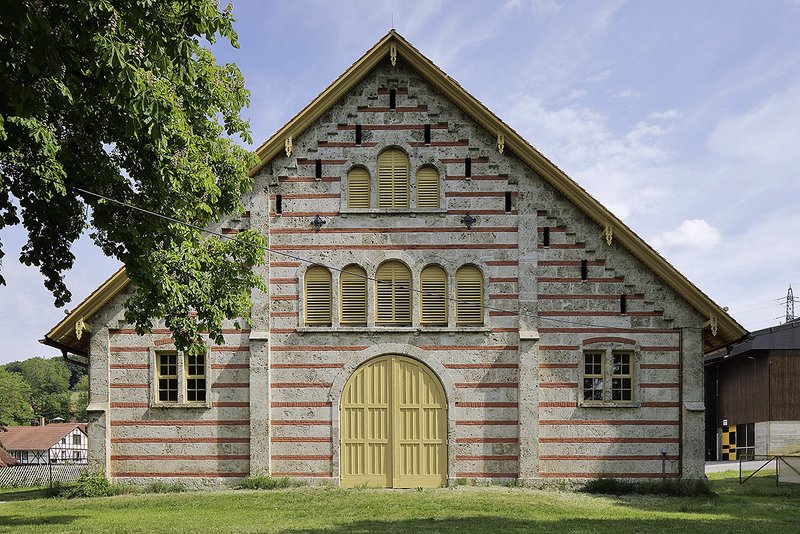 Projekt: Haupt- und Landgestüt Marbach-Alte Reithalle
Architekt: ew Architekten / Architekt Eberhard Wurst
Ort: D-Gomadingen-Marbach
Datum: 2020/06