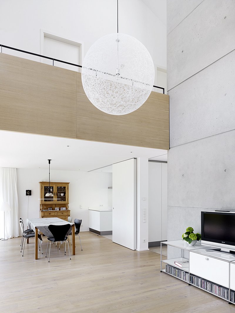 neubau einfamilienhaus in büchenbronn

architektur:
moeller.gloss architekten
gesellschaft von architekten mbh
kronprinzenstraße 30
75177 pforzheim
www.moellerglossarchitekten.de