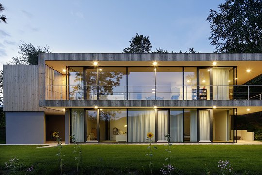 Wohnhaus mit Doppelgarage, KfW 55 Effizienzhaus