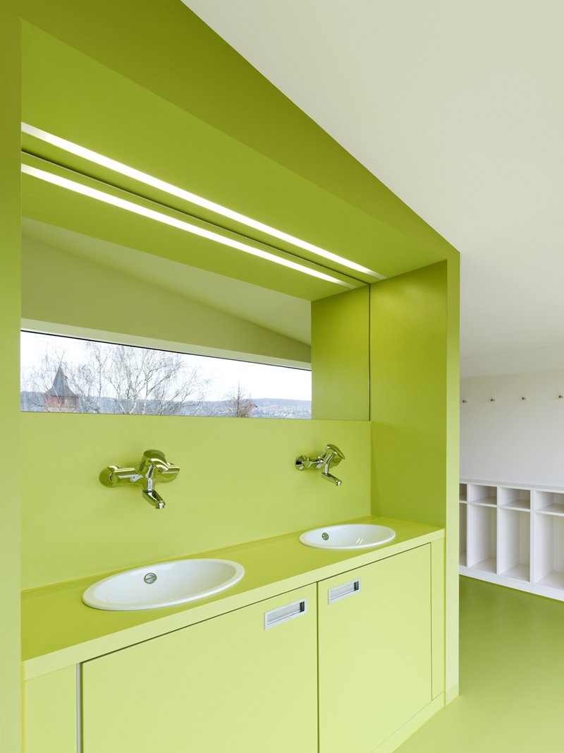 DEU, Winterbach, Schule, Erweiterung der Kernzeitbetreuung, Architekten: Archifaktur, Fertigstellung: 2011 , DIGITAL 100 MB 8 Bit. - ©Zooey Braun; Veroeffentlichung nur gegen Honorar, Urhebervermerk und Beleg / permission required for reproduction, menti