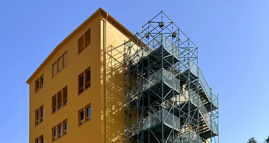 Gewächshaus_creative & startup : hub … Bürogebäude