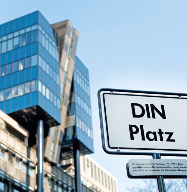 Normung und Technische Regelwerke