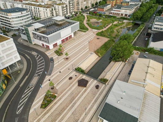 Neugestaltung Quartiersplatz und Quartierspark
