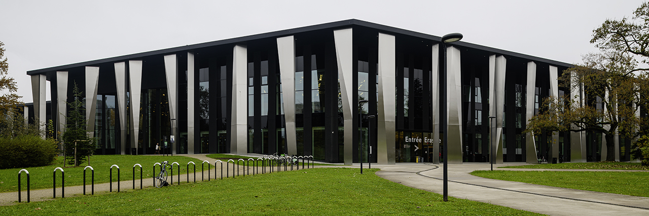 Palais de la Musique et des Congrès, Straßburg | Dietrich/Untertrifaller Architekten, Bregenz, mit Lucquet architects associés, Straßburg © Torben Beeg
