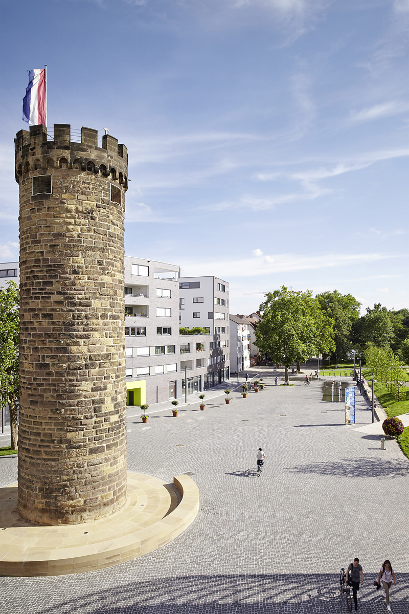 Christina Kratzenberg, Finkenweg 1, 73760 Ostfildern, Tel. 0711-6336943, mail: info@christina-kratzenberg.de; Veroeffentlichung nur gegen Honorar, Urhebervermerk und Beleg / permission required for reproduction, mention of copyright, complimentary copy,