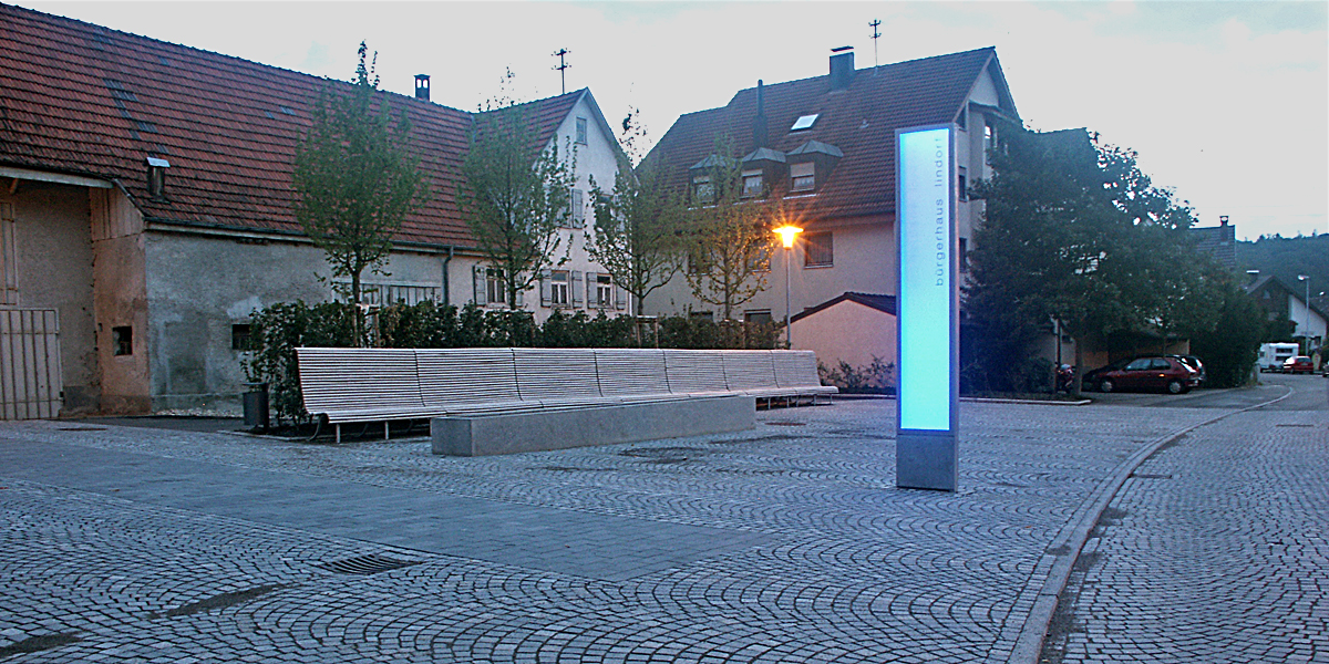 Amselbrunnenplatz Ortsmitte Lindorf - koeber Landschaftsarchitektur, Stuttgart