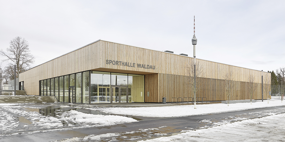 Mehrzweckhalle mit Aktionanlage; Glück + Partner GmbH Freie Architekten BDA