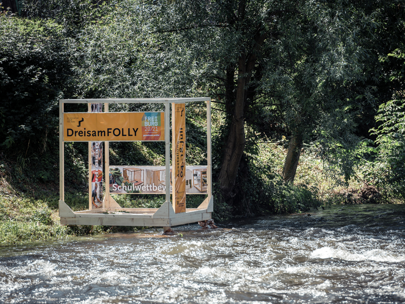 Verrückte Holzpavillons