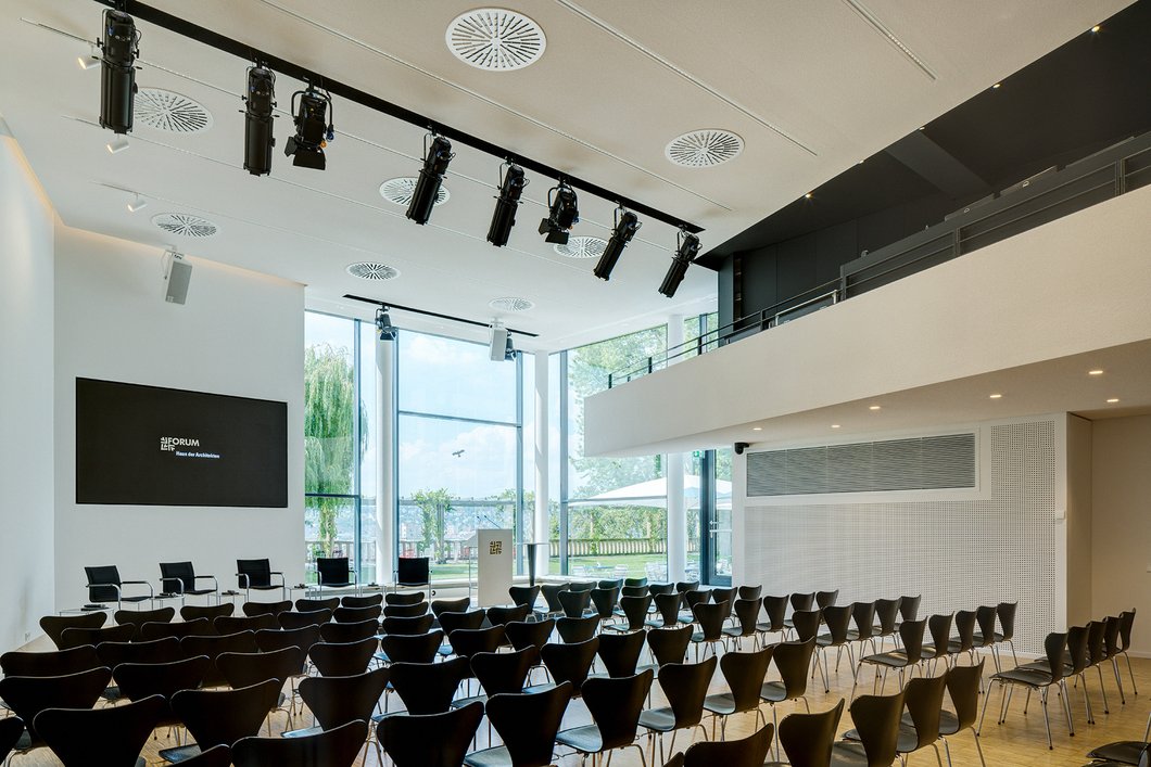 Saal Gego