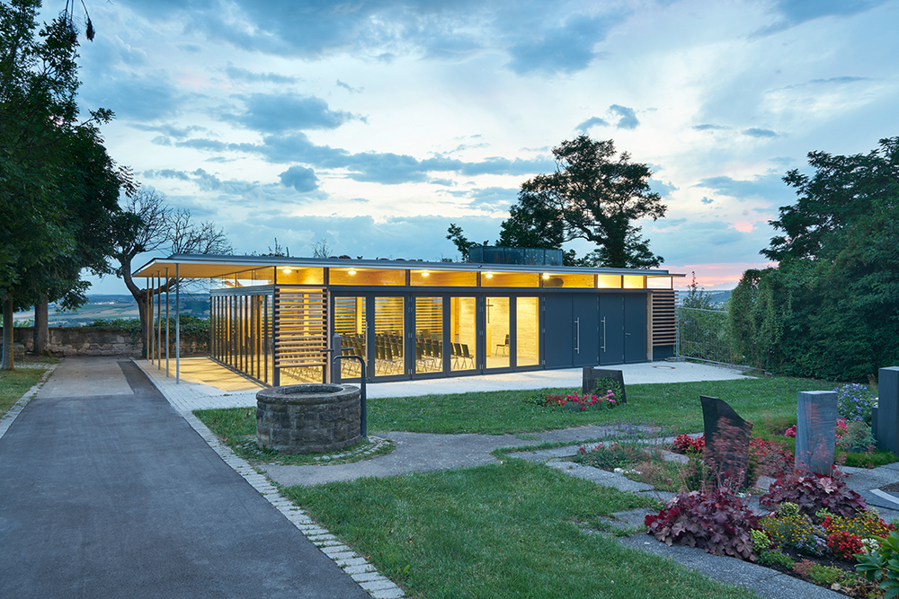 Prämiert beim Beispielhaften Bauen: Friedhofshalle, Herrenberg-Mönchberg | Frank + Schulz Architekten BDA Partnerschaftsgesellschaft mbB, Herrenberg | Foto: Mario P. Rodrigues