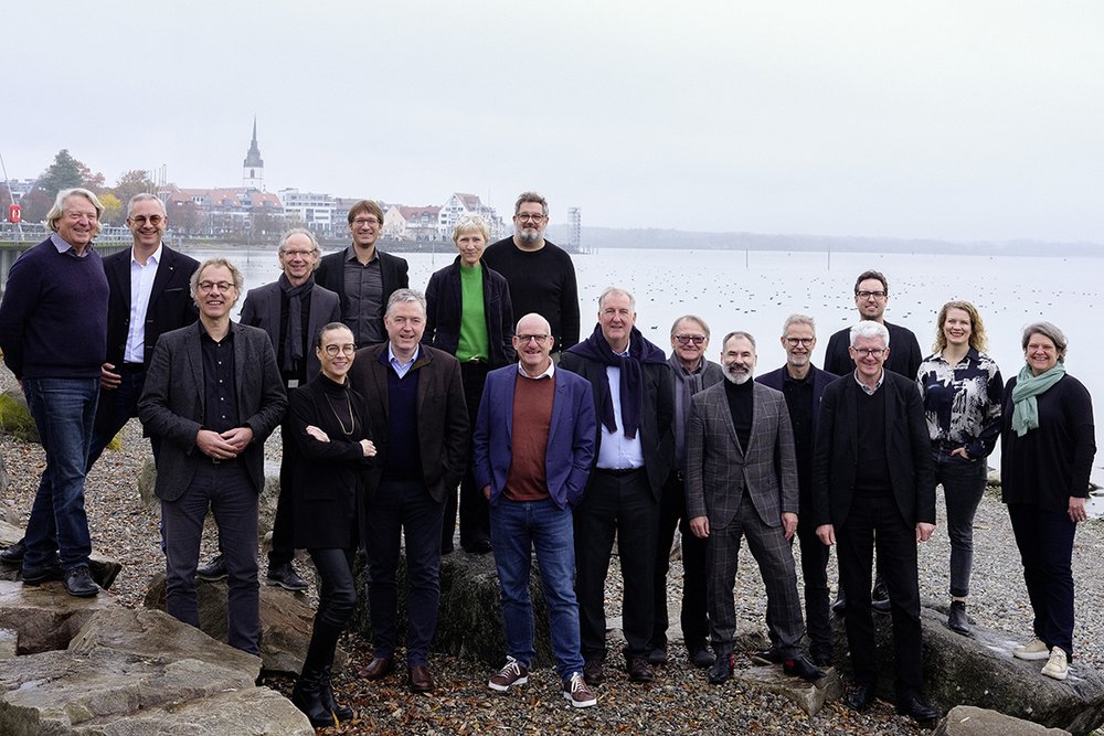 Neuer Landesvorstand (v.l.): Thomas Herrmann, Thomas Schramm, Wolfgang Sanwald, Manfred Sautter, Mirjam Schnapper, Albrecht Reuß, Andreas Grube, Prof. Susanne Dürr, Markus Weismann, Stephan Weber, Markus Müller, Ulrich Schwille, René Pier, Jens Rannow, Hannes Bäuerle, Dr. Fred Gresens, Sara Vian, Sonja Schmuker | Foto: Lena Reiner