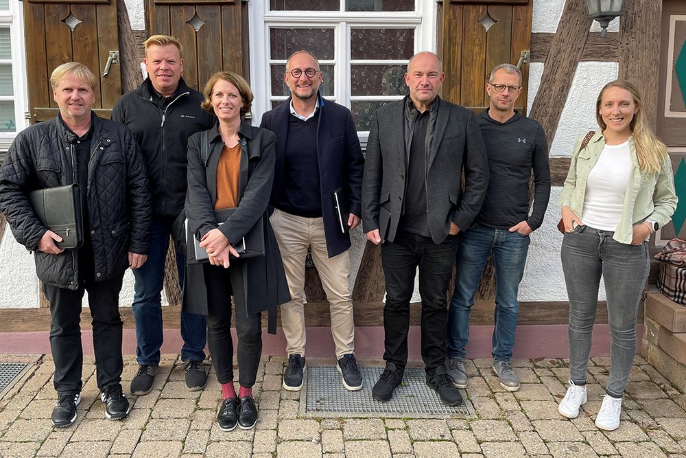 Alexander Schmid (Vorsitzender), Kay Zwick (Beisitzer), Prof. Sabine Schneider (stv. Vorsitzende), Martin Kuberczyk (Beisitzer), Johannes Martin (Beisitzer), Olaf Wuttge-Greimel (Beisitzer), Vanessa Maidl (Beisitzerin) | Es fehlen: Harald Maier (Beisitzer) und Hilmar Lutz (Beisitzer)