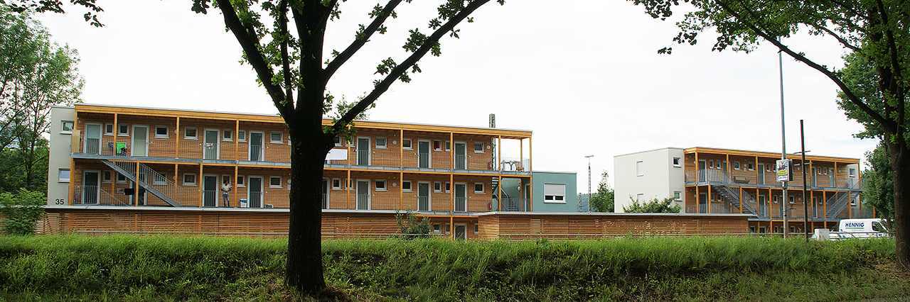 Prämiert beim Beispielhaften Bauen: Zwei Mehrfamilienhäuser zum Anschlusswohnen für Geflüchtete, Tübingen | Matthias Bruder Freier Architekt, Tübingen | Foto: Matthias Bruder