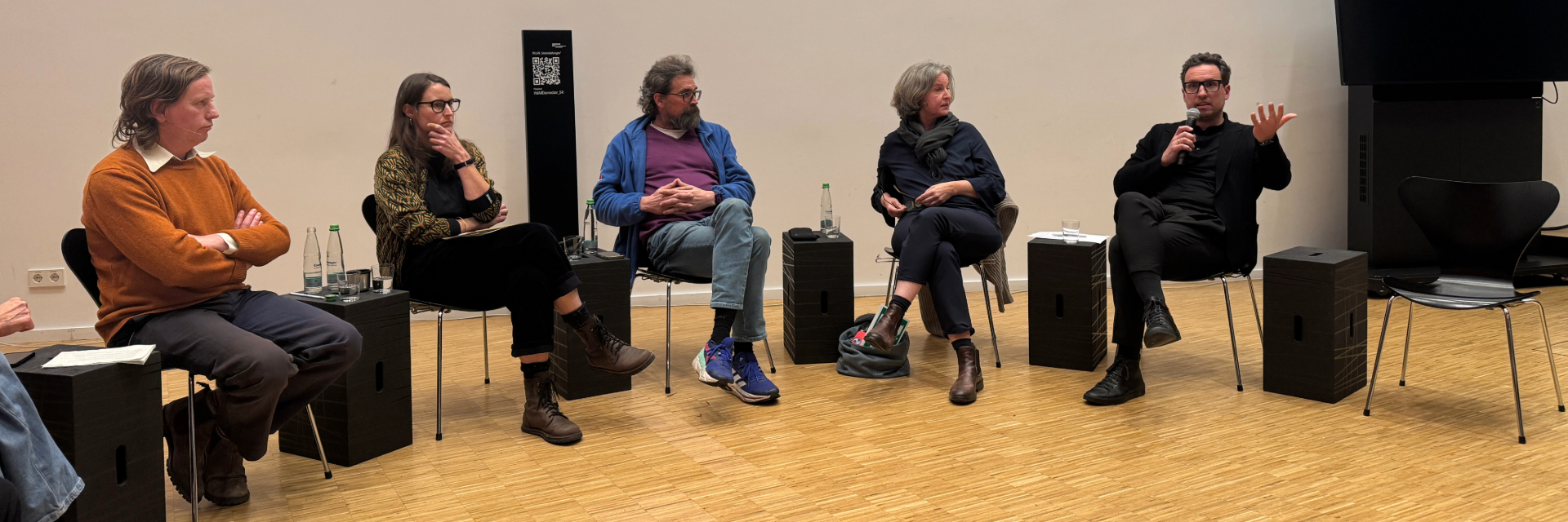 Von links nach rechts: Moderator Christian Holl, Alina Reinartz (Solidarische Landwirtschaft), Alexander Lenk (Bosch Global Real Estate), Dr. Kerstin Renz (ev. Akademie Bad Boll), Hannes Bäuerle (AKBW), fotografiert von Helen Koch